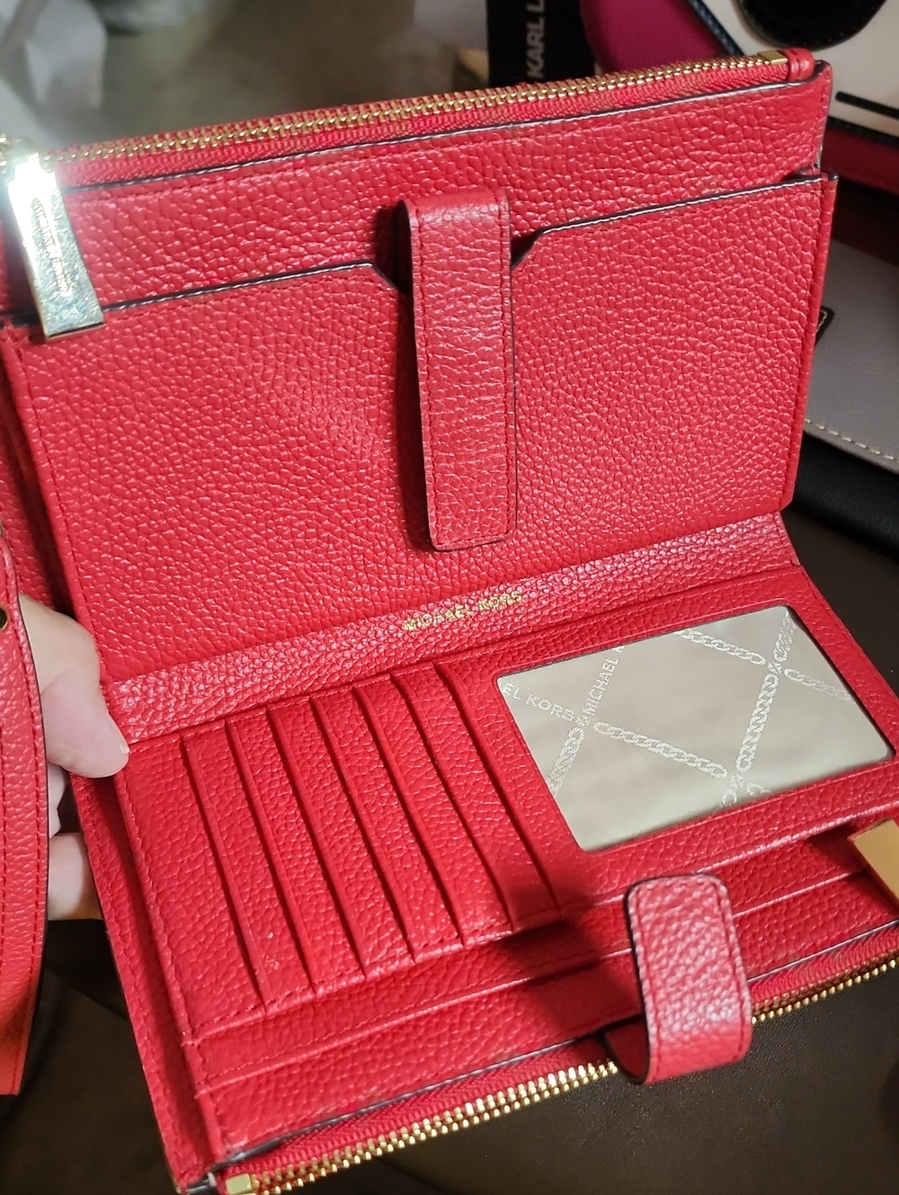 Seller Bundle Of 7 New 2 Dooney Karl Lagerfeld Ted Baker Jason Wu, Kors, Badgley - Picture 4 of 17